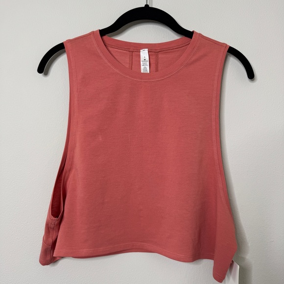 Lululemon NWT Muscle Love Sleeveless Pink Crop Top Size 6 - Picture 1 of 8